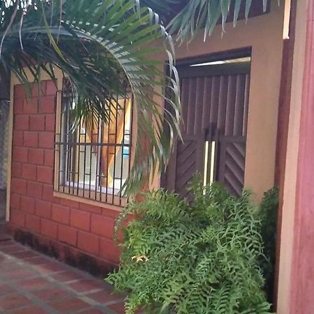 Habitacion Triple Con Cocina Y Bano Privado Necoclí Zewnętrze zdjęcie