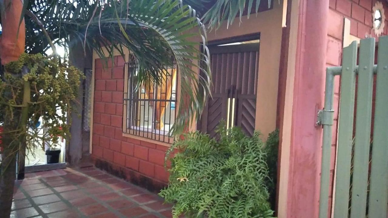 Habitacion Triple Con Cocina Y Bano Privado Necoclí Zewnętrze zdjęcie