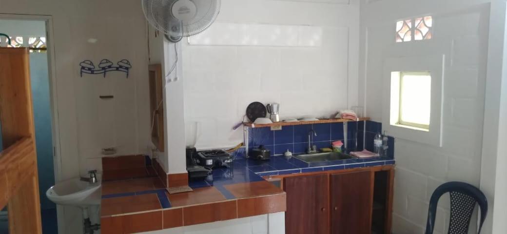 Habitacion Triple Con Cocina Y Bano Privado Necoclí Zewnętrze zdjęcie