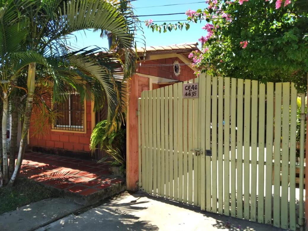 Habitacion Triple Con Cocina Y Bano Privado Necoclí Zewnętrze zdjęcie